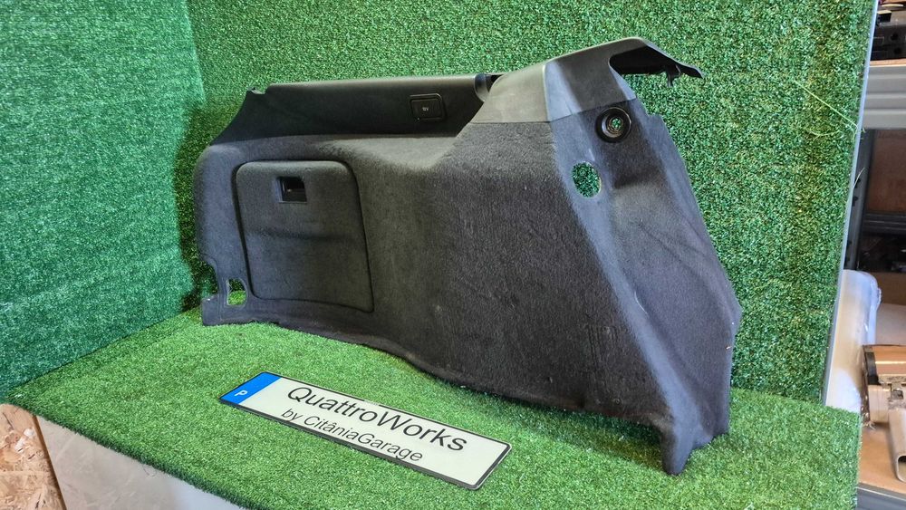 Quartela Mala Esquerda Audi A4 B5 Avant 8D 1996 a 2001 Bom Estado Geral - ver fotos