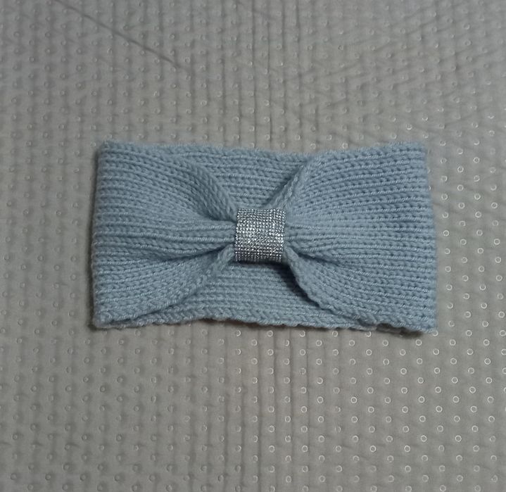 Opaska damska z włóczki