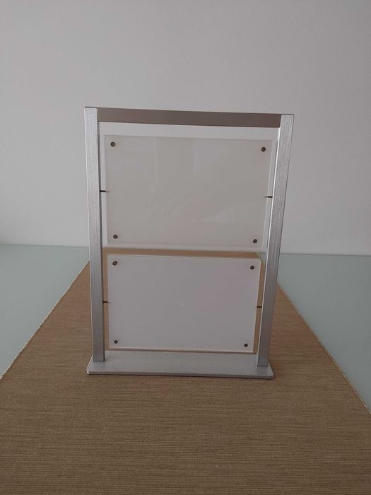 Moldura de metal IKEA