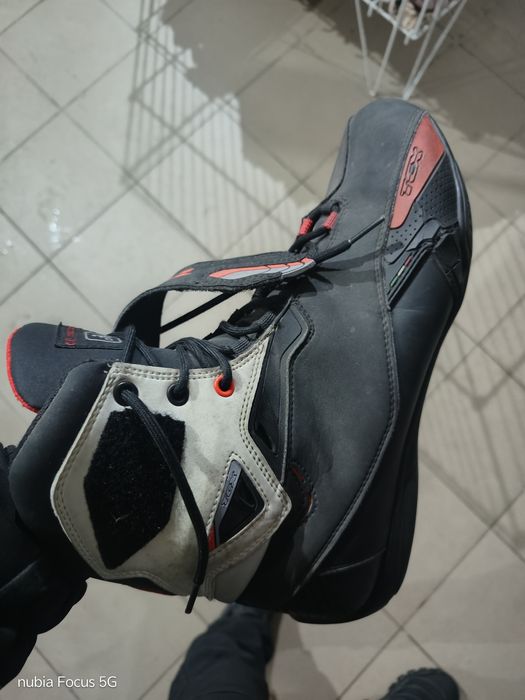 Мото ботінкі курточка