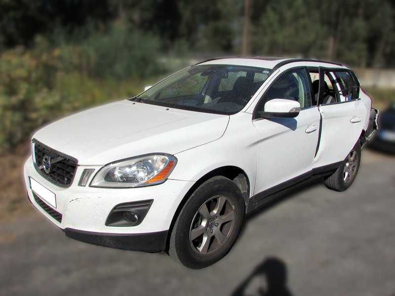 Volvo XC60 2.4D5 de 2010 - Peças Usadas