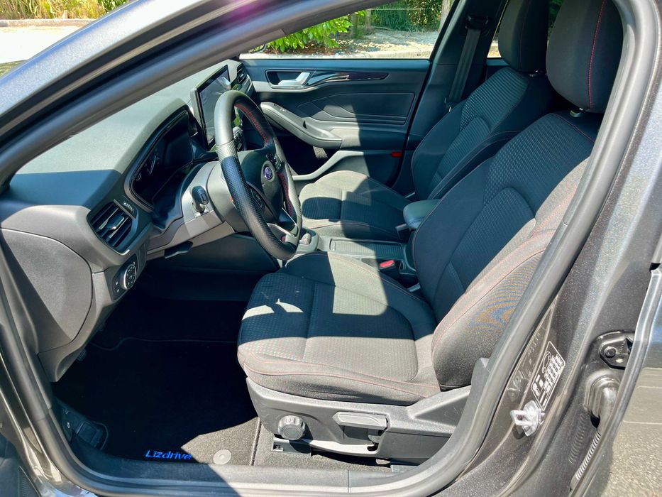 Ford Focus SW — fotografia 7