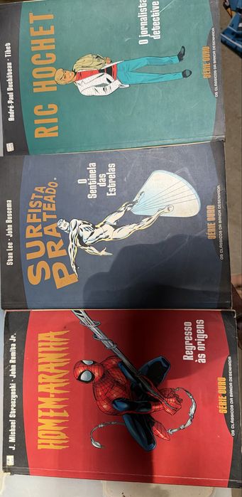 Vendo conjunto de 16 livros de banda desenhada da coleção “Os Clássicos da Banda Desenhada – Série Ouro”.