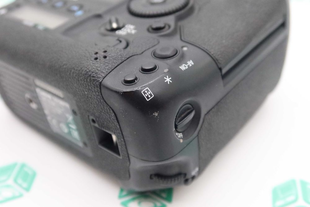 Canon EOS-1D X Mark III – професійна флагманська камера