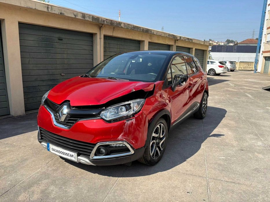 RENAULT CAPTUR 1.2 TCe 120cv Cx. Automática