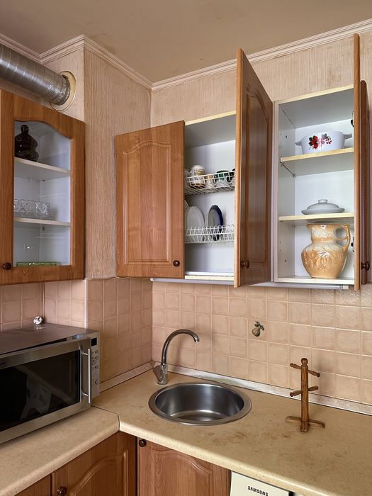 Сдам светлую уютную квартиру район Южного рынка