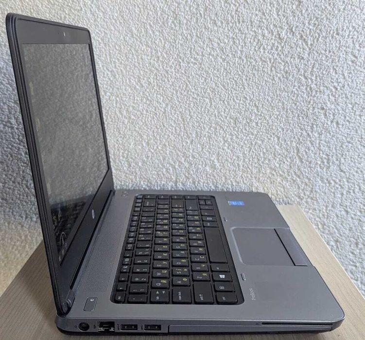 Hp ProBook 640 G1/ 4 ядер A8-5550M/ RAM 8gb / SSD 250gb / батарея нова