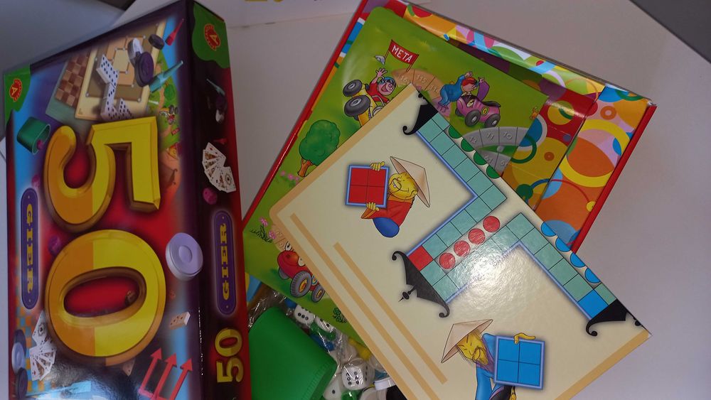 50 gier gra plaszowa nowa