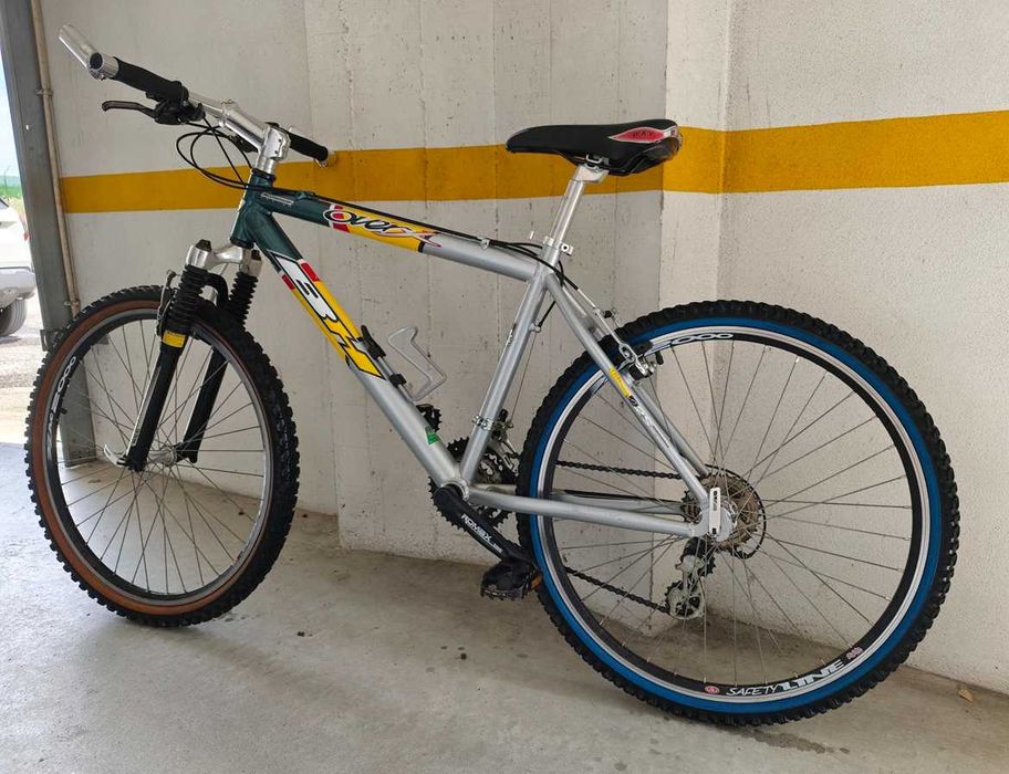 Bicicleta BTT roda 26 BH overX