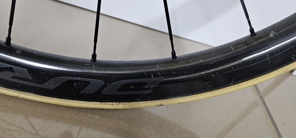 Koło 28" Dura-Ace C40 WH-R9170 . Nowa szytka.