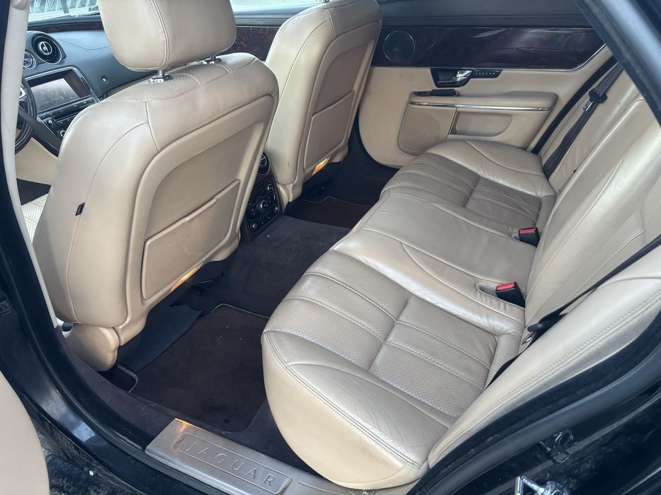 JAGUAR XJL LONG 3.0D 275KM Panorama Xenon 2xSzyberdach