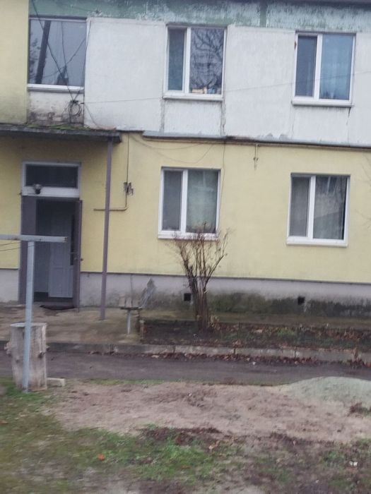 Продам 3-х комнатну квартиру смт Васильковка