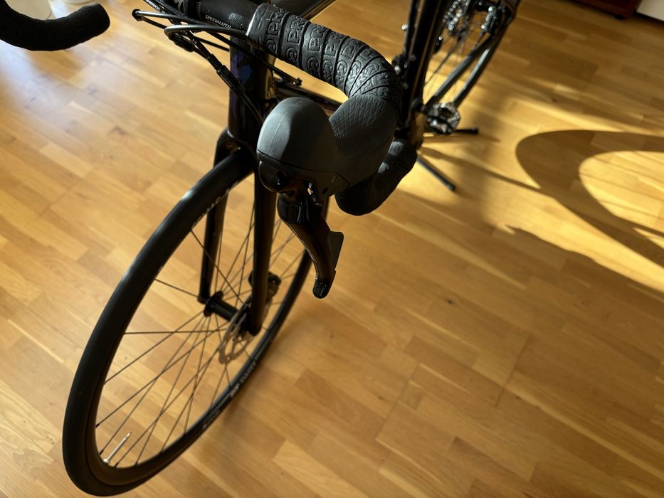 Specialized Tarmac Disc Sport SL6 54 Czarny