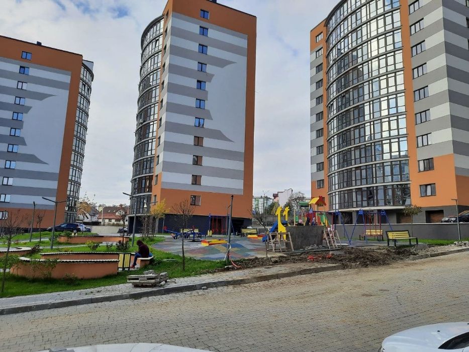 ОРЕНДА комер. прим.площею від 80м.кв. (містечко "Соборне").