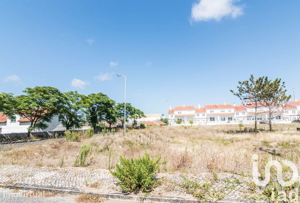 Terreno para construção em Vieira de Leiria