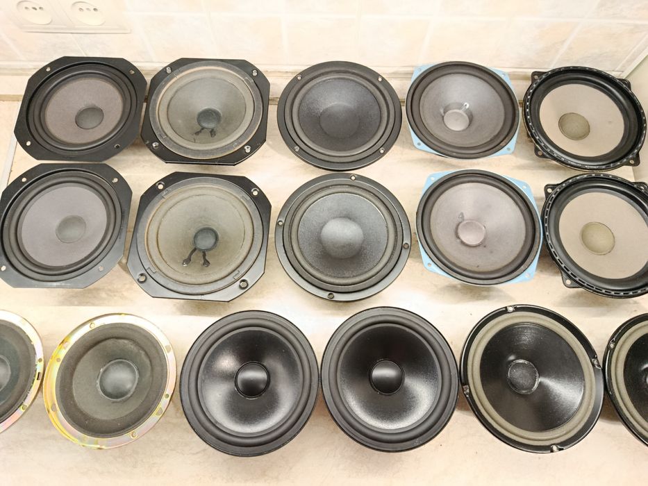 Динамики мидбас , нч , сч .