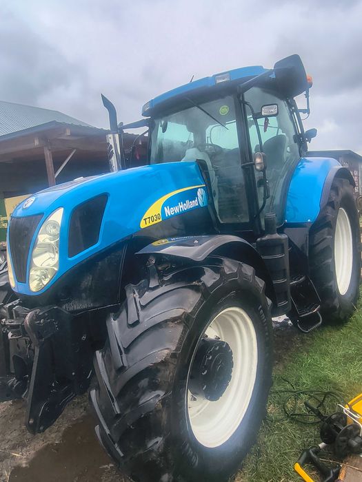 New Holland t7030