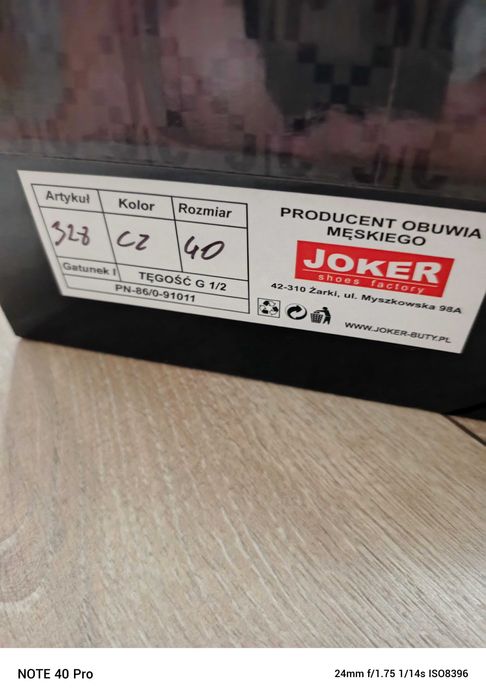 Buty eleganckie męskie/ chłopięce 40