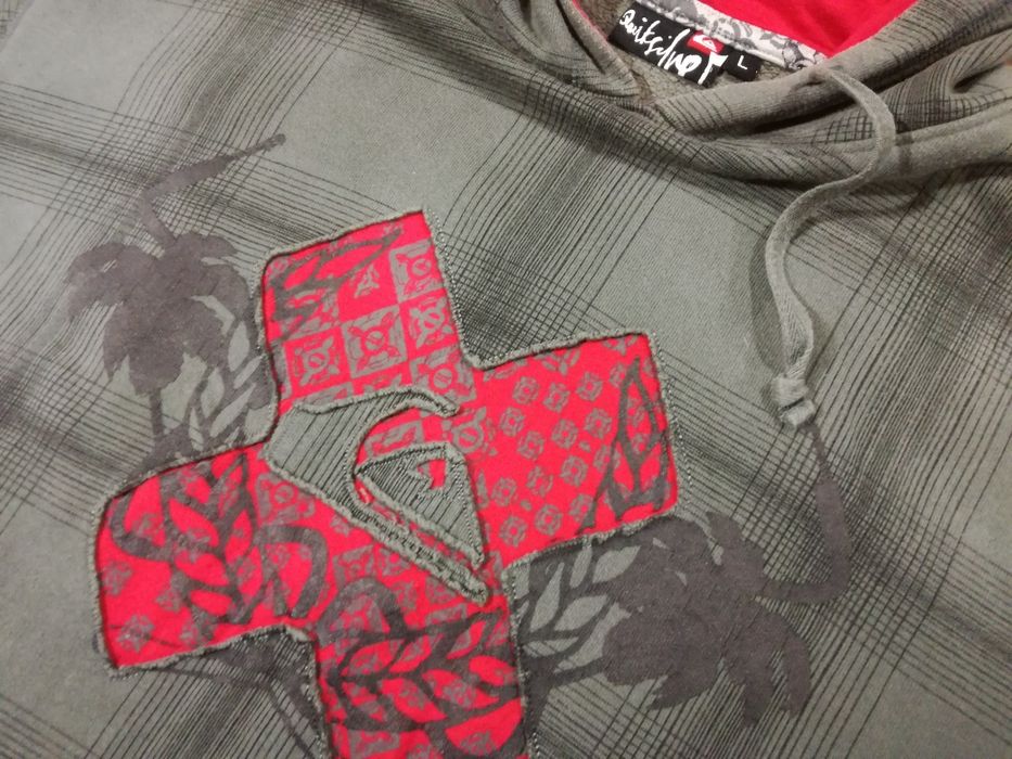 Sweat Fallen, Carhartt e Quiksilver