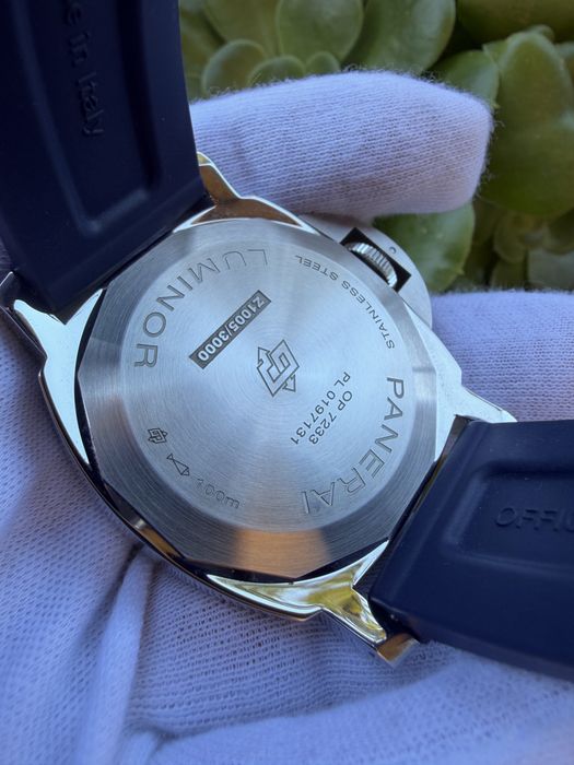 Luminor Panerai PAM01085