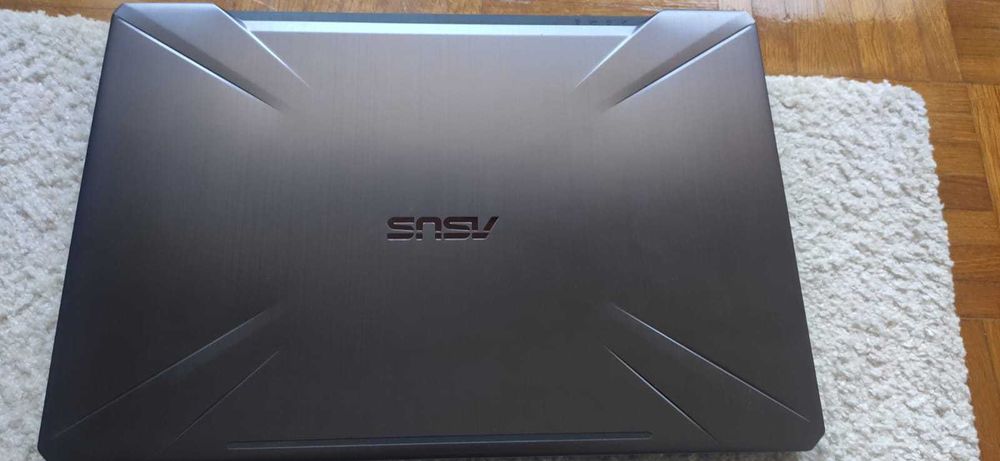 ASUS TUF Gaming FX504GM - Portátil Gamer Poderoso!