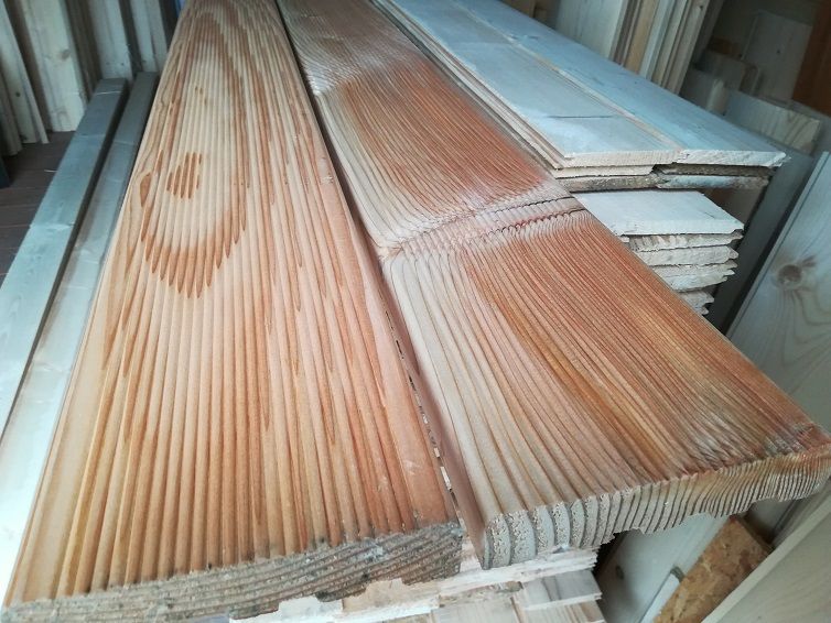 Deska modrzewiowa gładka tarasowa taras  28mmx130mm