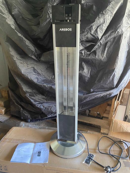 Arebos Promiennik stojący na podczerwień 2000 W z pilotem