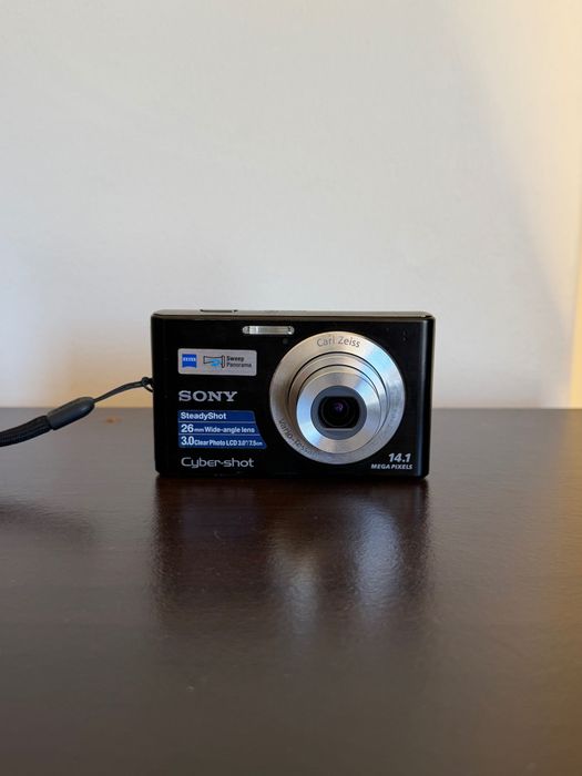 Sony CyberShot SteadyShot