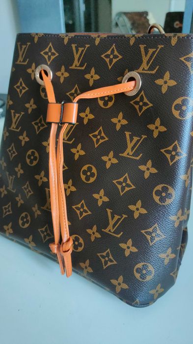 Mala Louis Vuitton Néonoé