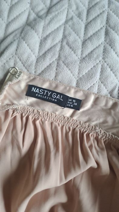 Kombinezon Nasty gal 38 złoty beżowy