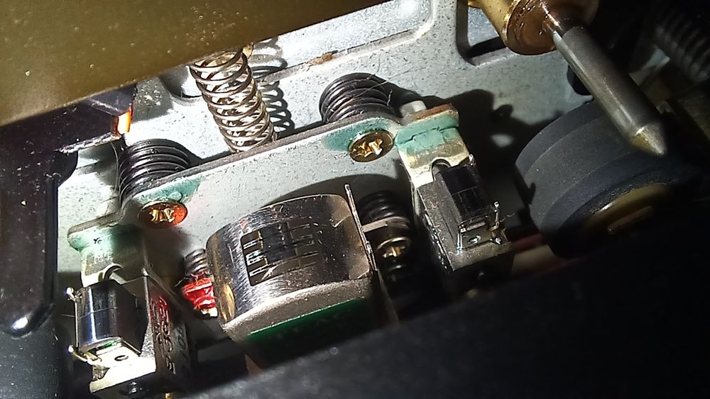 Касетна дека  в дуже доброму стані Teac v-95rx.