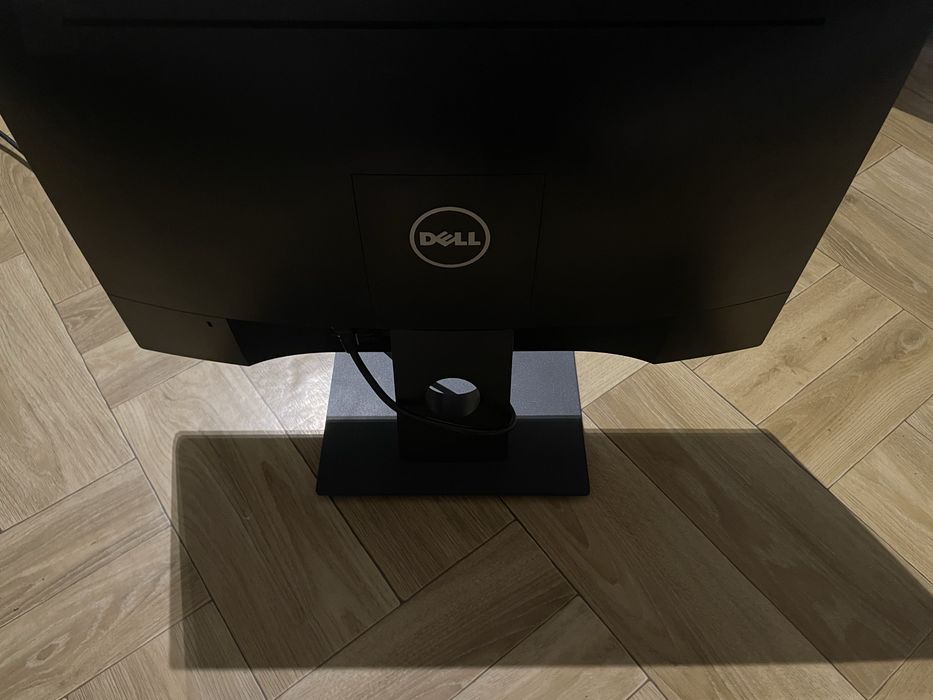 monitor Dell.