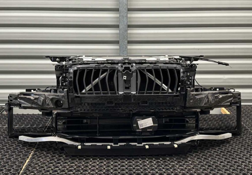 Панель передняя BMW 4 G22 G23 i4 G26 вентилятор разборка