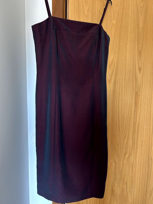 Vestido MANGO bordeaux – Elegante, justo e sofisticado! Tamanho M