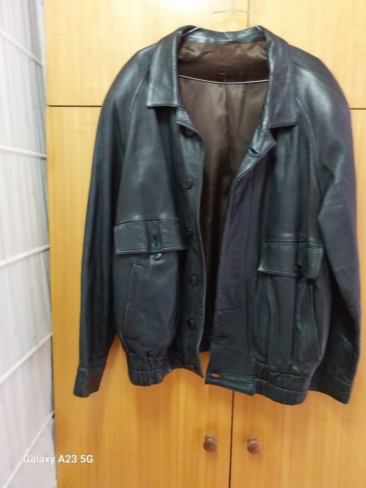 Blusão de homem em pele