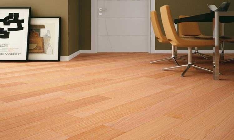 Aplicação de Vinil, Flutuante, Rodapés