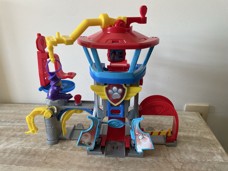 Patrulha Pata Air Rescue torre