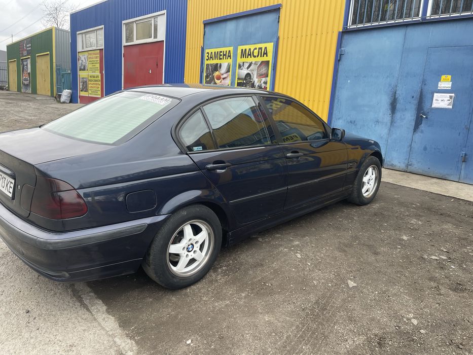 BMW e46 320 модель , седан