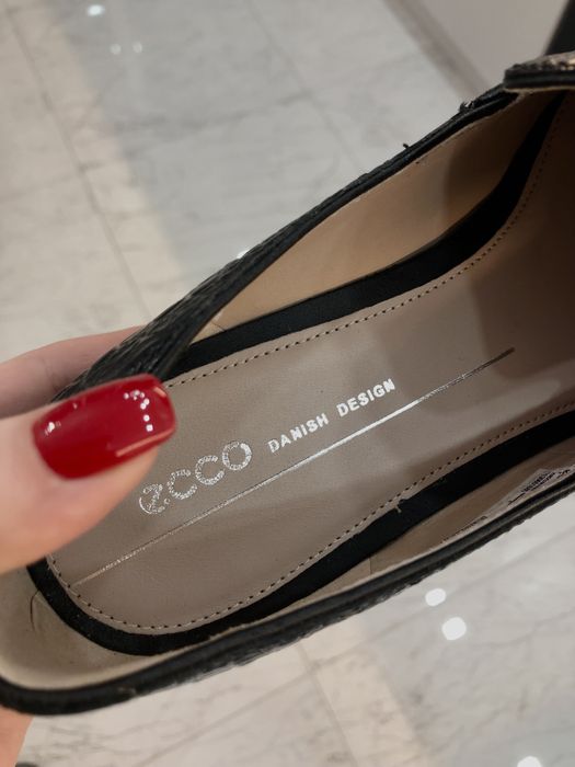 Шкіряні лофери ecco (нові)