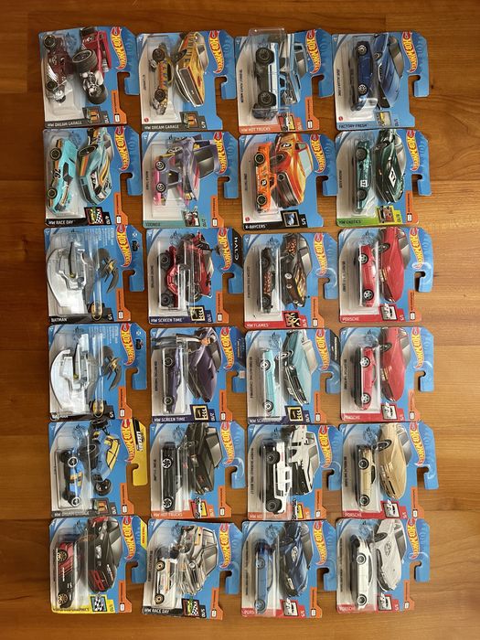 NOVOS: Carros Hotwheels Coleção Honda, Porsche e outros