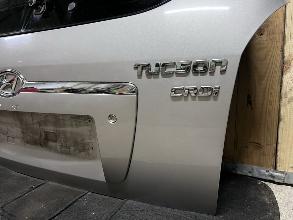 Кришка багажника ляда Tucson 1 JM