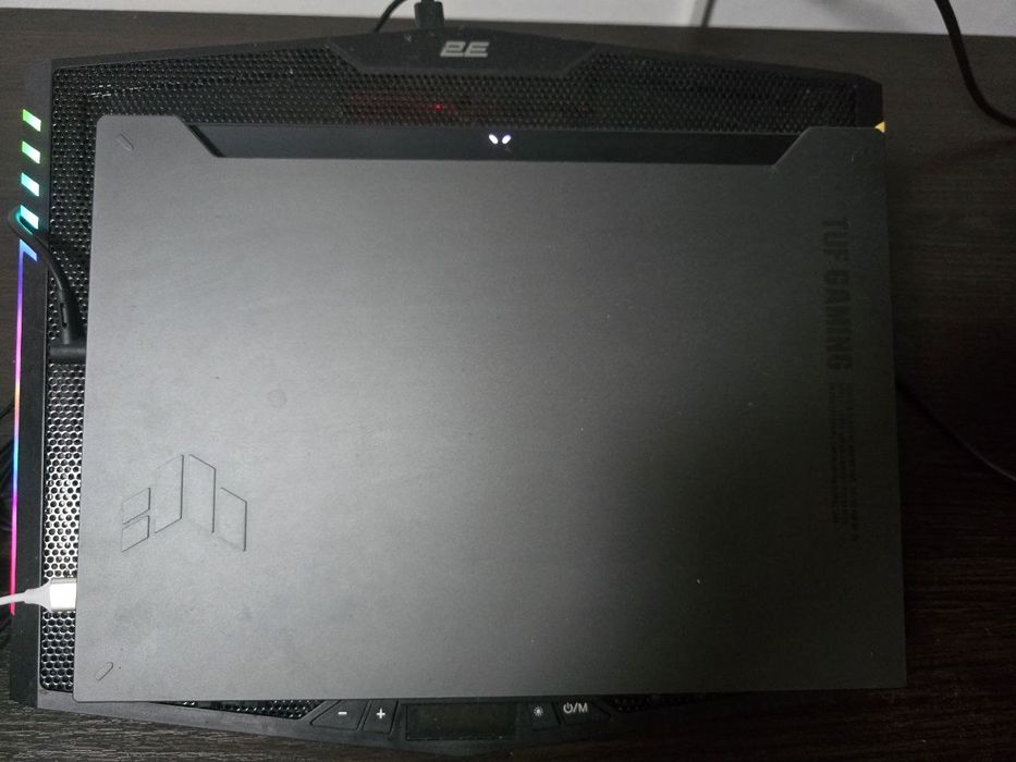 Продаю ноутбук Asus