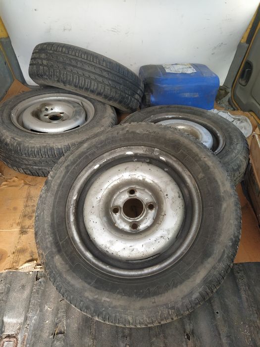 Диски з шинами golf 2