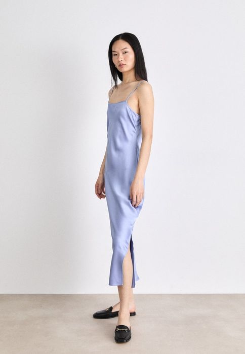 Sukienka  satynowa niebieska SAOLIVIA Samsoe S