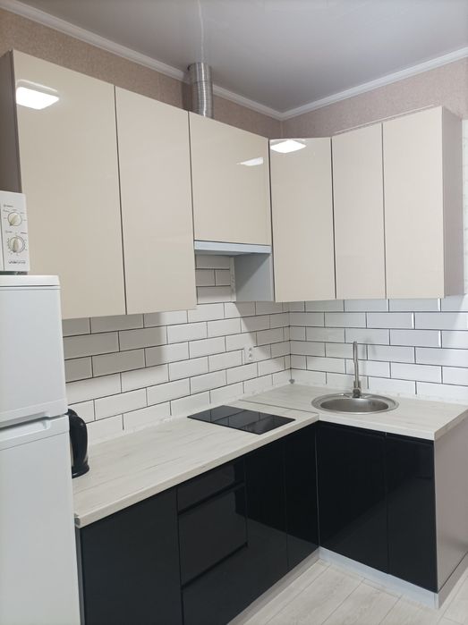 Кухня Кухні в наявності фарбований МДФ. Меблі Шафи купе.В Одесі!