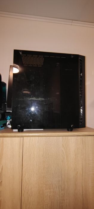 Komputer stacjonarny + monitor 21.5"