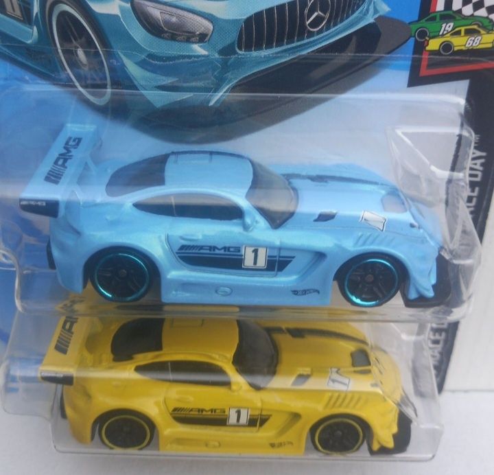 Conj 2 Hot wheels 16 Mercedes-AMG GT3