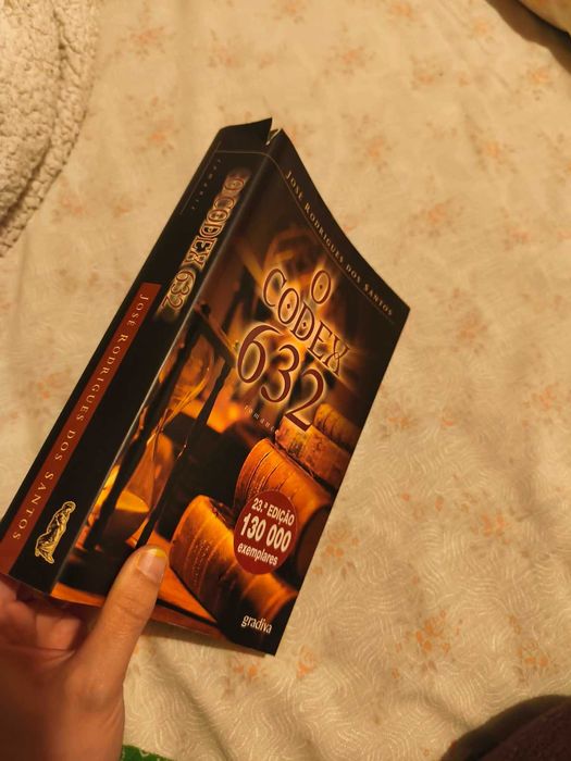 Livro - O Codex 632