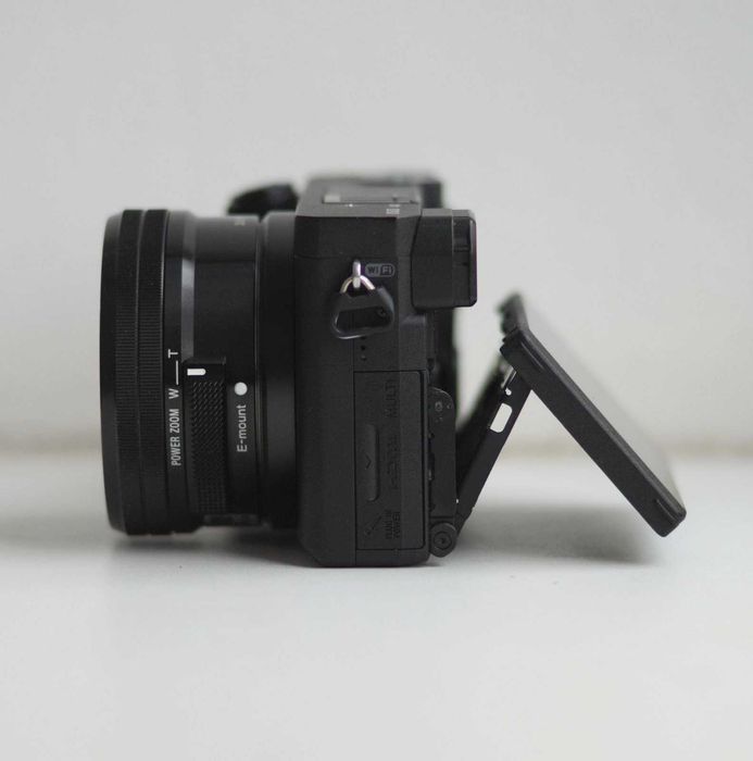 Sony Alpha A6400 kit (16-50mm)