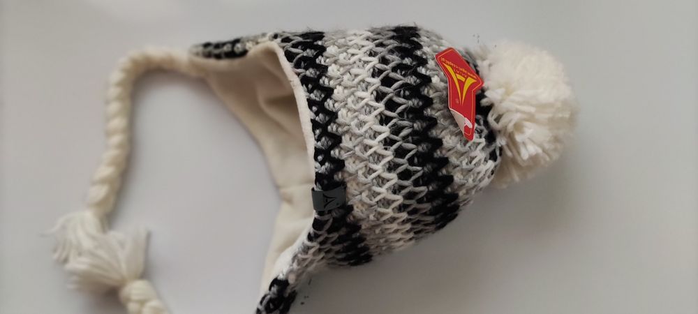 Nowa czapka marki Agat unisex r. Uniwersalny